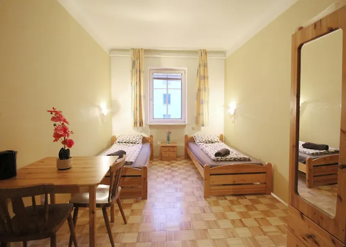 Double In Hutteldorfer Strasse Area